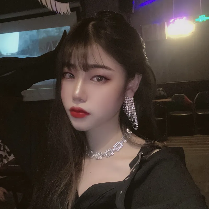 Geometric Rhinestone Choker