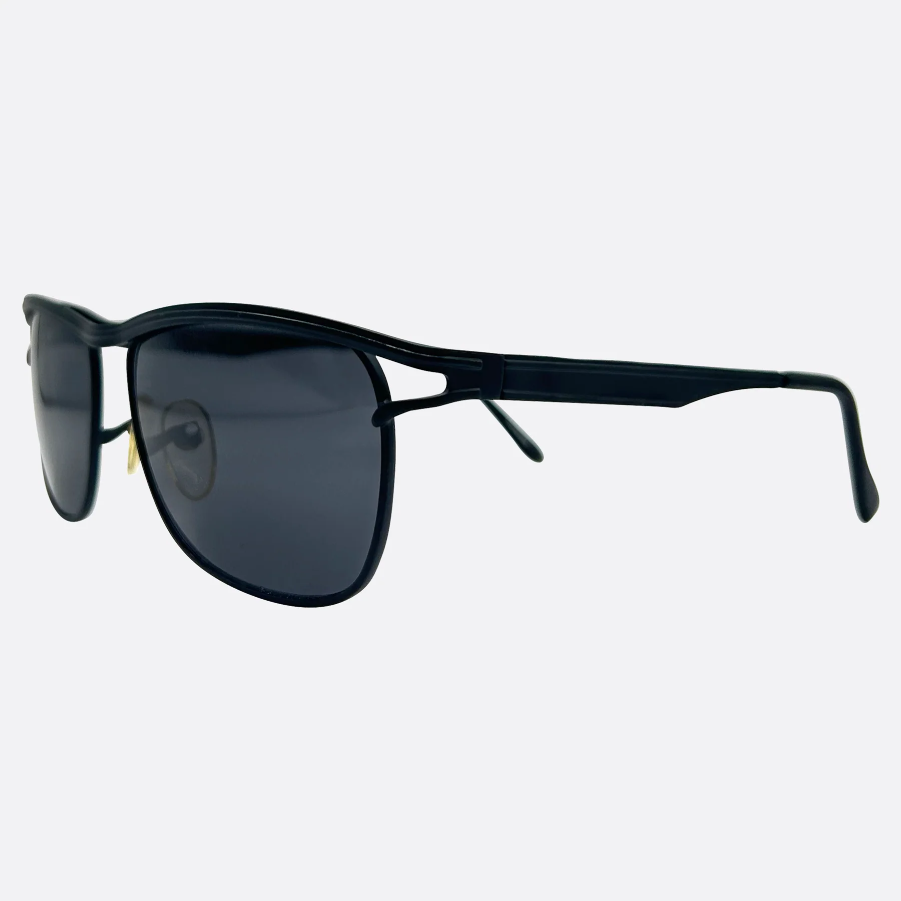 Stylish Ventures Your Ultimate Eyewear for Every Adventure